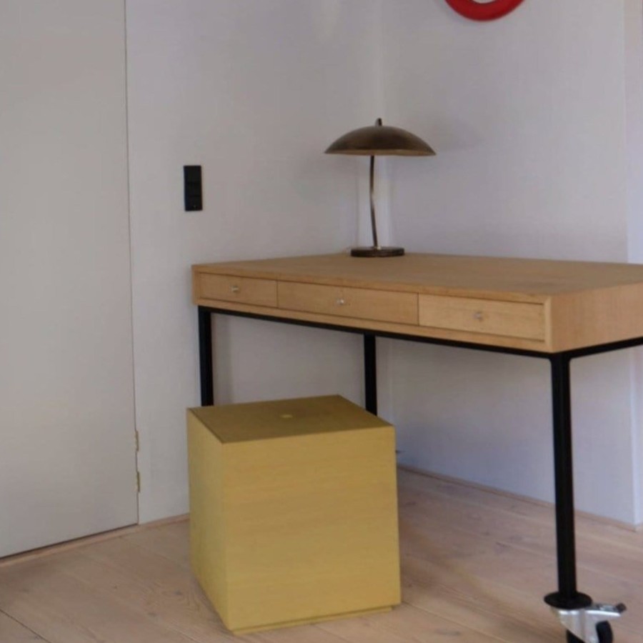 Mobler DANSKshop | The Riga Desk