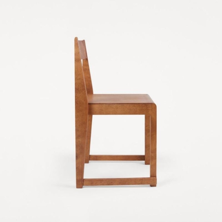 Mobler FRAMA | Chair 01 // Varm Brun